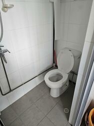 Lucky Plaza (D9), Apartment #569298031